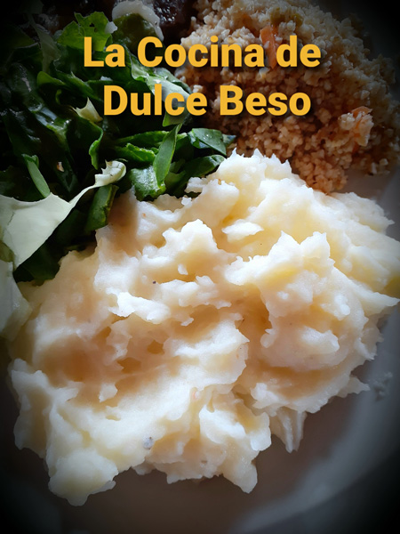 Puré con ensaladas de burgol y espinaca Puré con ensaladas de burgol y espinaca